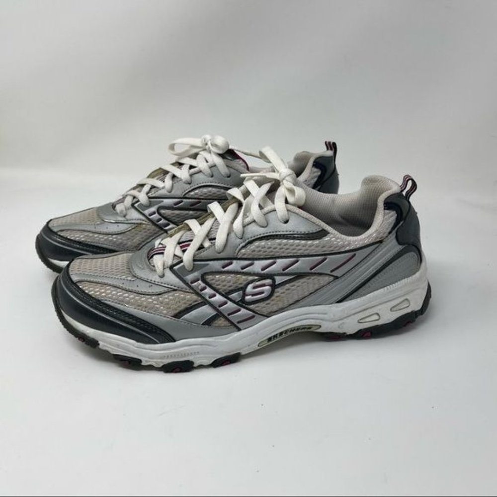 Sketchers Tennis Shoes 12229 size 10